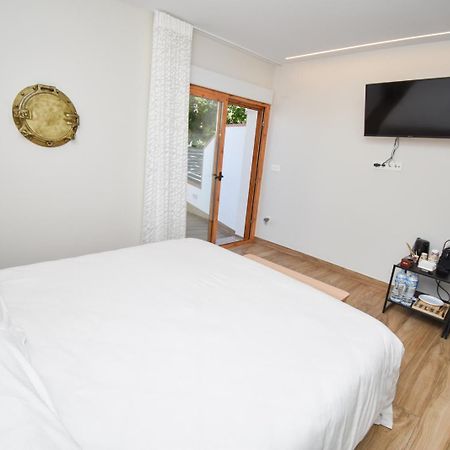 Vicino Al Mare Hotel ซานตาโปลา ภายนอก รูปภาพ